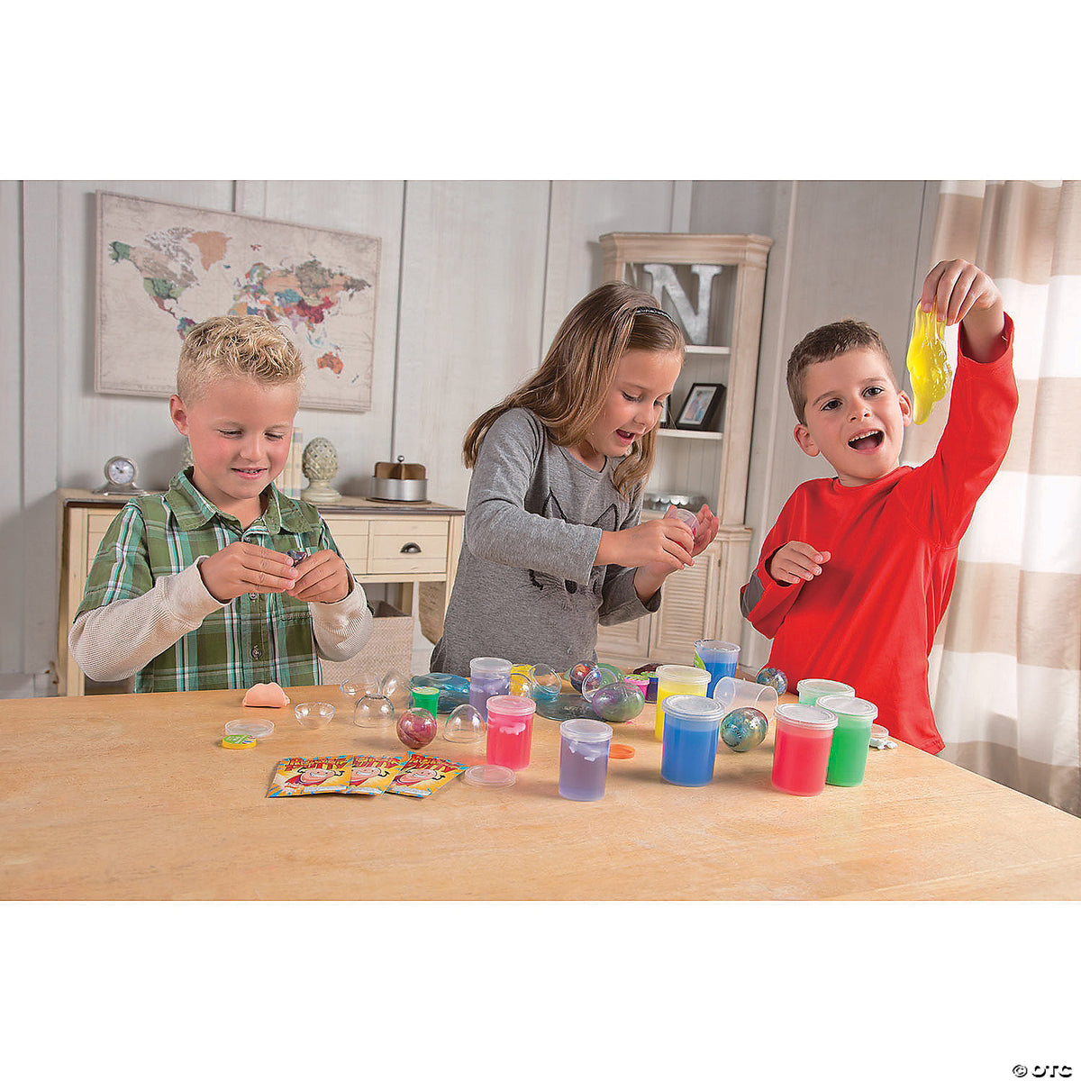 3" Squishy Red, Yellow, Blue & Green Noise Putty (Assorted Colors, 1 Piece)