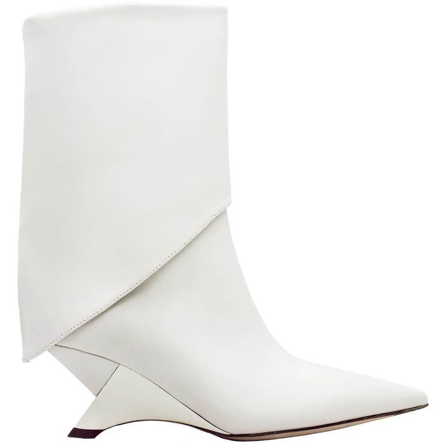 Free Waves and Seashells White Boot Cuff Pattern