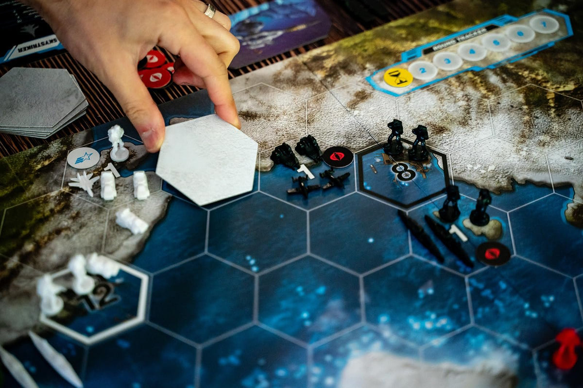 Renegade Game Studios G.I. Joe: Battle for The Arctic Circle Powered by Axis & Allies