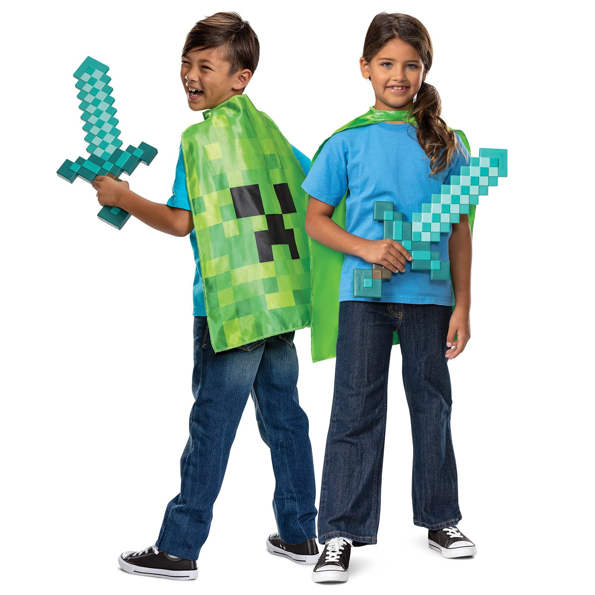 Disguise Minecraft Sword and Cape Costume Set, Official Minecraft Costume Accessories for Kids, One Size