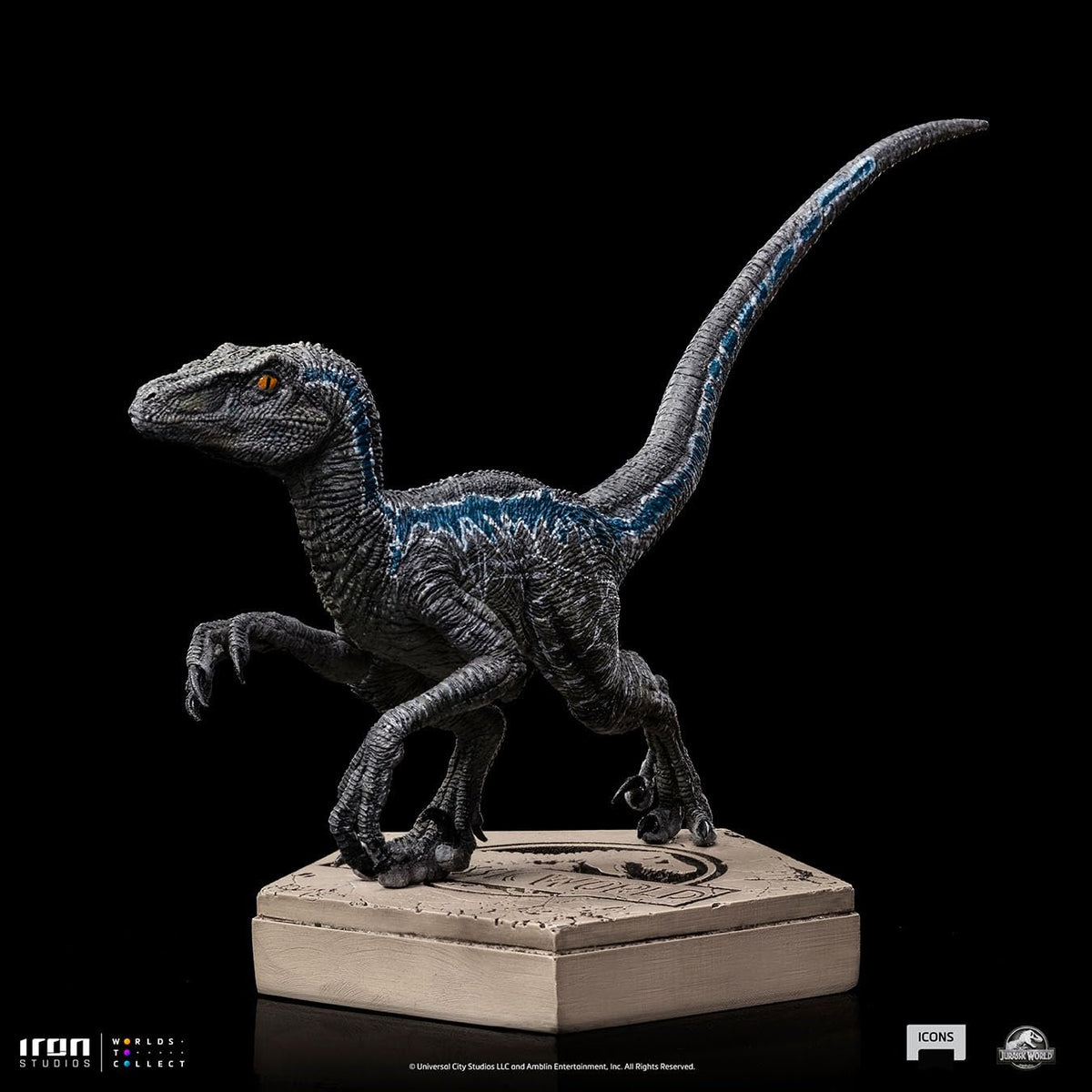Jurassic World Icons Velociraptor Blue Statue, 9cm