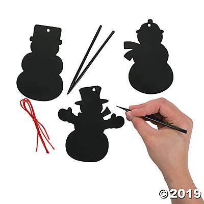 Fun Express Magic Color Scratch Snowman Ornaments for Kids - Makes 24, Includes 12 Scraters - Christmas and Winter Crafts for Preschool, Kindergarden and Kids